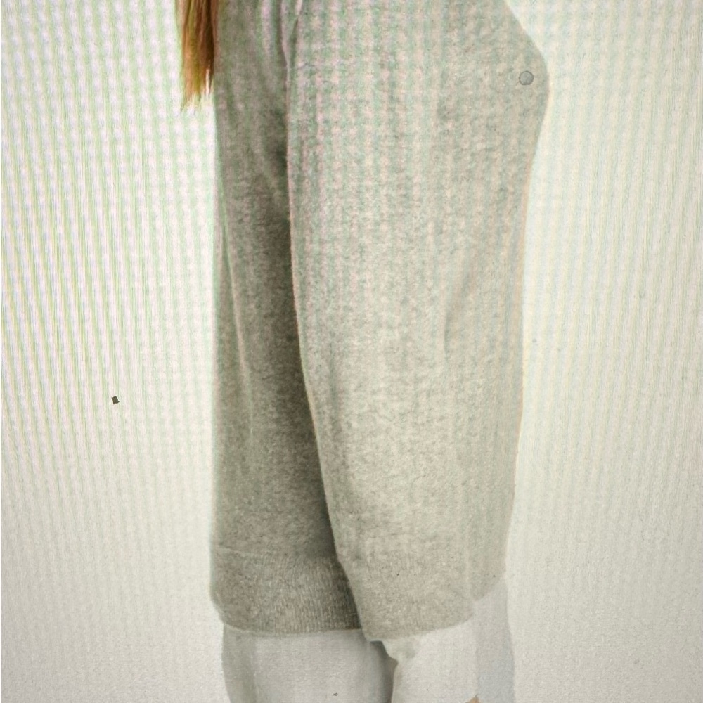 Veronica Beard Brami Mixed Media Layered Look Wool & Cashmere Sweater - Picture 11 of 12